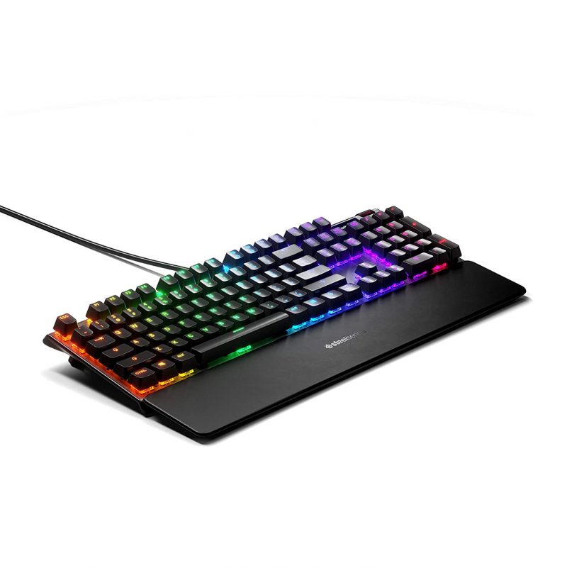 SteelSeries Apex 5 Hybrid Mechanical Gaming Keyboard 1